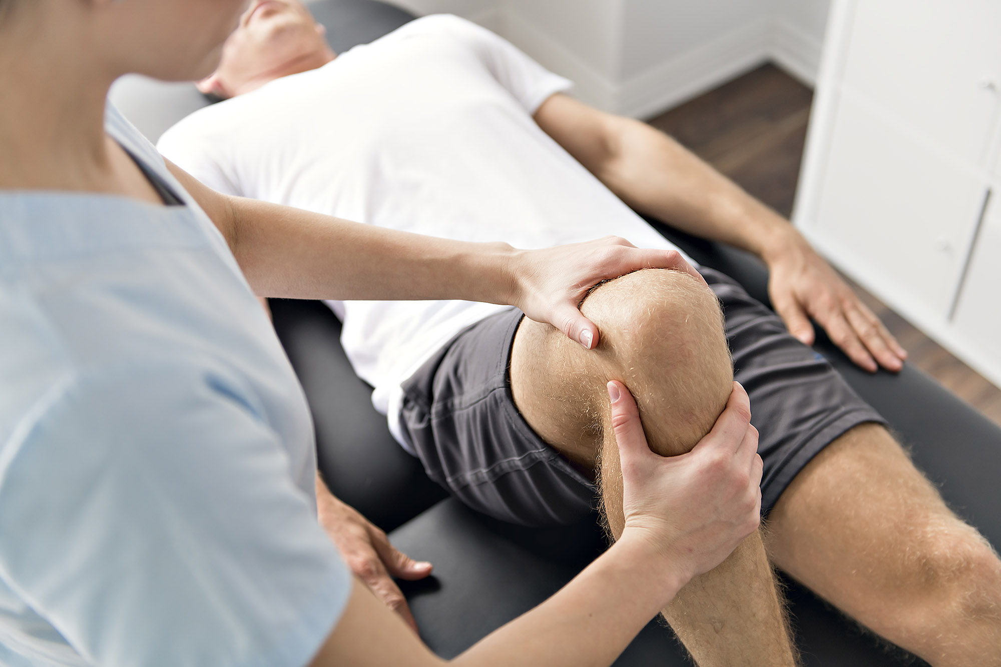 Knee injury compensation claims Birmingham - physiotherapy
